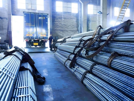 Mastering Carbon Pipes: Precision Manufacturing and Critical Applications