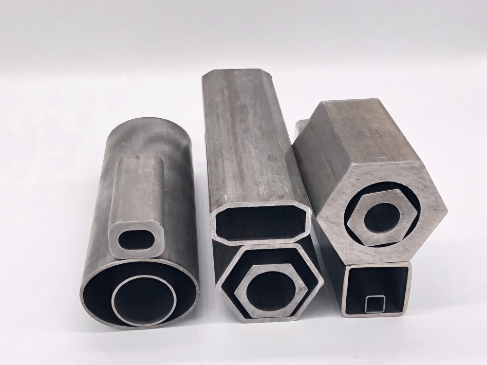 Shaped Steel Pipes&Tubes image 2